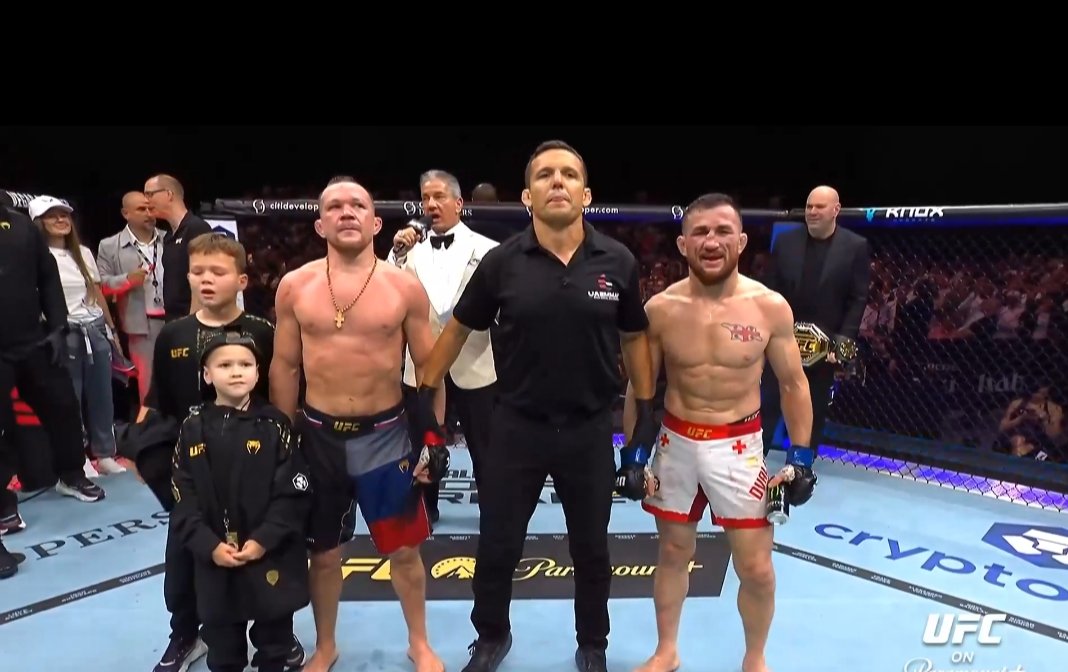 UFC 333 : Petr Yan résiste au rouleau compresseur et bat Merab Dvalishvili une deuxième fois